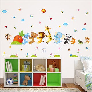 Decal dán tường Thú nhổ cà rốt số 2