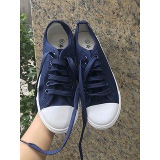Giày thể thao trắng, xanh , mận , trang đen ngôi sao( sale xả lỗ 20k)