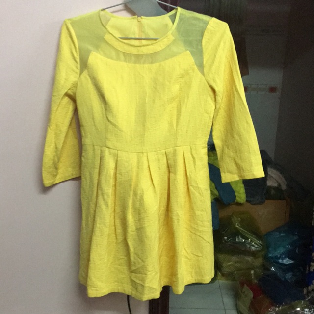 Đầm xoè vải sô