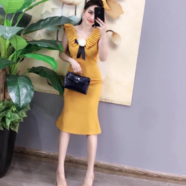 ❤️ĐẦM BODY CỔ XẾP LY