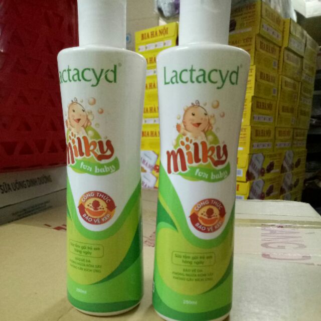 Sập giá chai sữa tắm Lactacyd Milkey 250ml