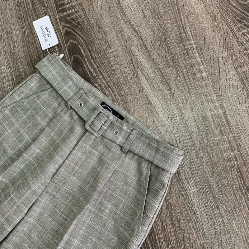 Quần âu kèm belt