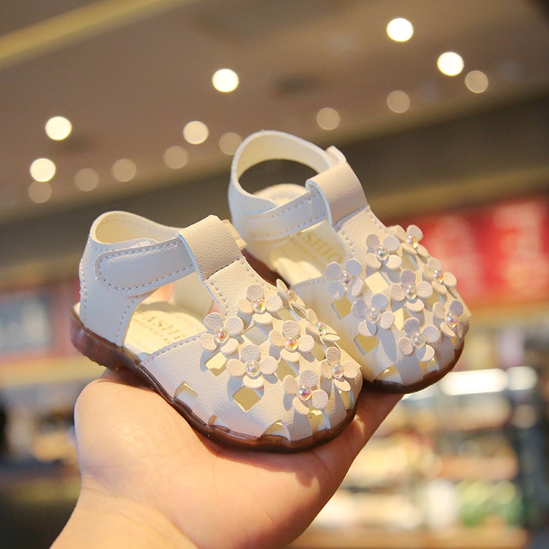 Sandal cho bé gái từ 0 đến 3 tuổi tập đi đế mềm chống trơn trượt phong cách Hàn Quốc D61