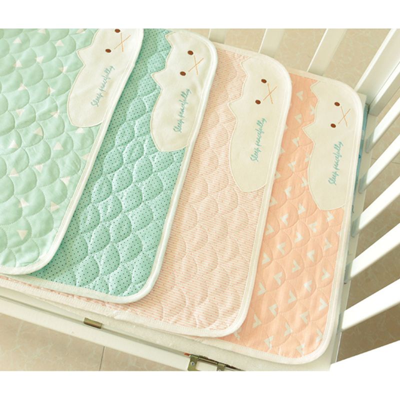 Thảm Lót Thay Tã Bằng Cotton Mềm Chống Nước 50x70cm / 70x100cm Cho Bé Sơ Sinh