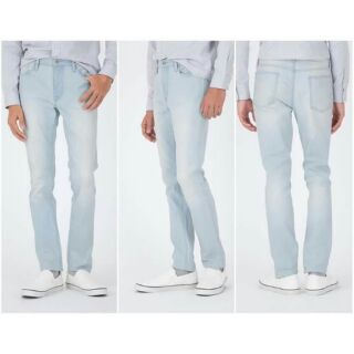 Quần jeans g.u form kinny màu baby blue