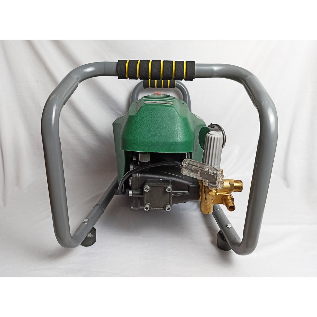 Máy rửa xe Nakawa NK2300, Công suất 2300W, motor dây Đồng, Tặng kèm 4 đầu phun, Áp lực cực mạnh đánh bay mọi vết bẩn