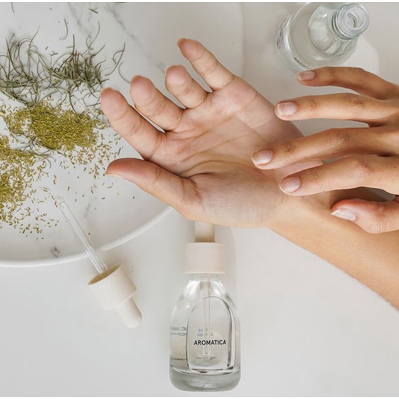 Tinh dầu dưỡng tràm trà xanh dành cho da dầu Aromatica Tea Tree Green Oil 30ml