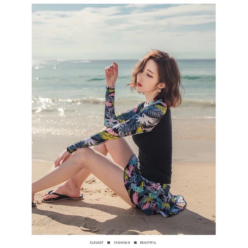 Đồ bơi cao cấp dài tay chân váy hoạ tiết sang chảnh - MT88.04 | BigBuy360 - bigbuy360.vn