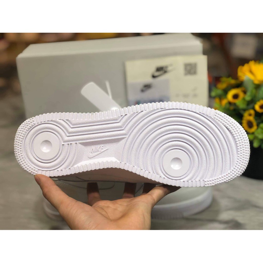 Giày AF1 chất liệu da miếng kiểu dáng Sneaker phối đồ trẻ trung năng động | BigBuy360 - bigbuy360.vn