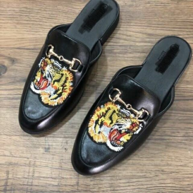 Sục nam thêu hổ nam