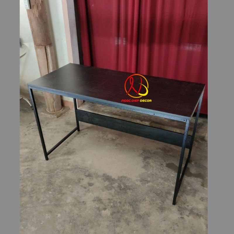Bàn làm việc khung sắt sơn tĩnh điện, bàn vi tính hoặc bàn học, làm việc lắp ráp dễ dàng gọn nhẹ thông minh chịu lực cao