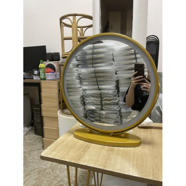 Gương Tròn Trang Điểm để Bàn Mẫu Quả Bi. Có đèn led cao cấp