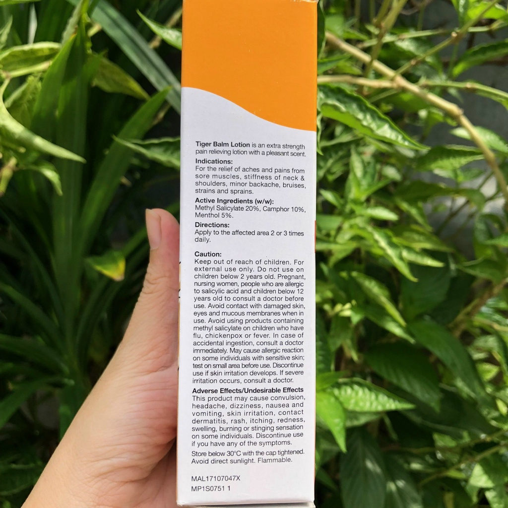 Dầu xoa bóp Tiger Balm Lotion Singapore 80ml