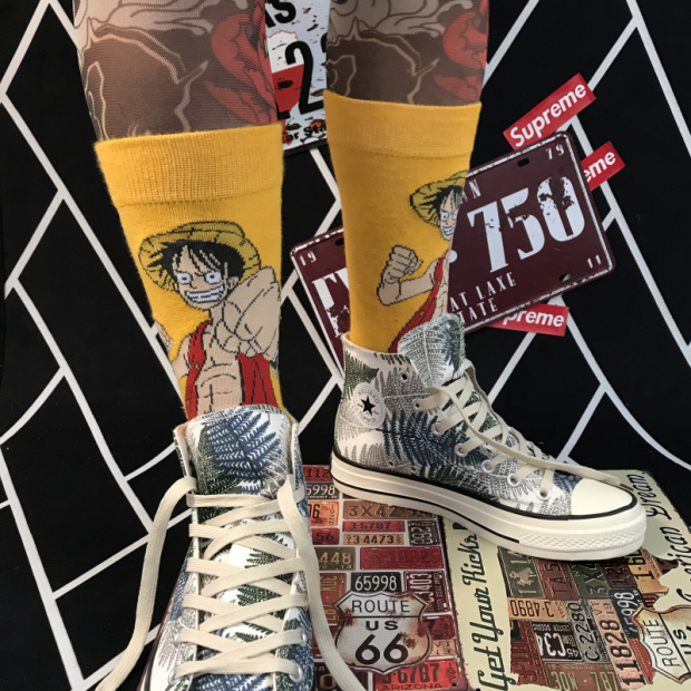 Tất Cotton Dài In Họa Tiết Hoạt Hình One Piece Phong Cách Nhật Bản