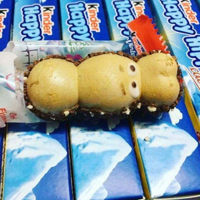 Bánh xốp nhân kem cacao hình hà mã Happy Hippo Kinder của Đức.