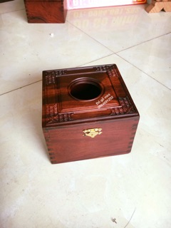 Hộp đựng giấy ăn