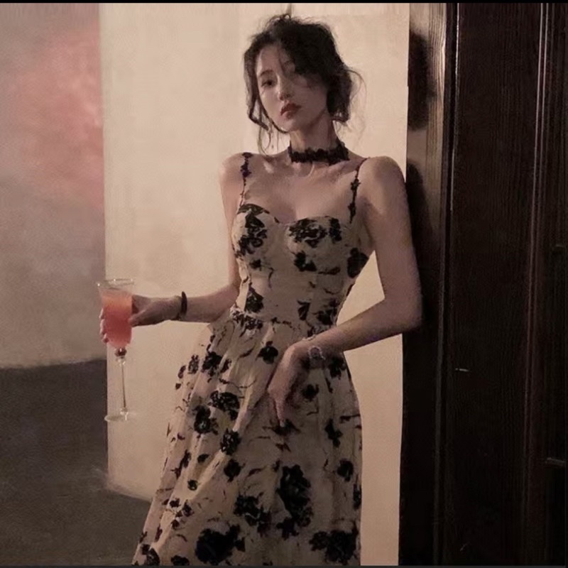 Đầm hai dây hoạ tiết hoa đen Bigsize 75kg