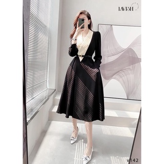 Đầm đen phối be cổ dáng dài kèm belt