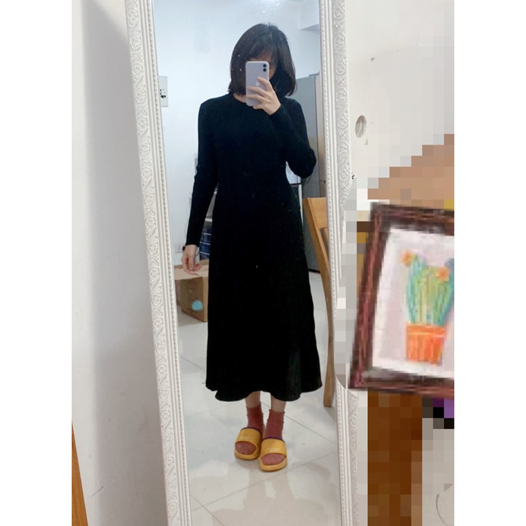 Váy dài đen len tăm tay dài gân Jennie