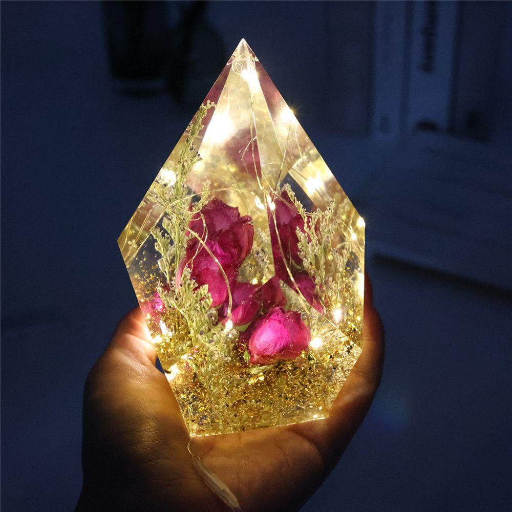 Giá Đỡ Trưng Bày Trang Sức Bằng Polyhedron