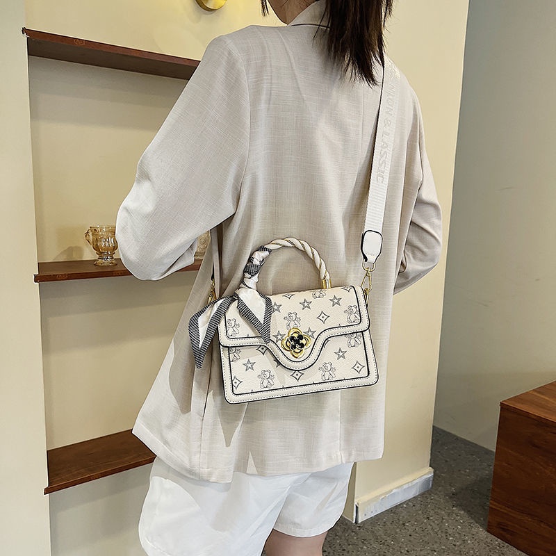 Túi Đeo Chéo Hình Vuông Nhỏ Thời Trang 2022 Chất Lượng Cao Cho Nữ