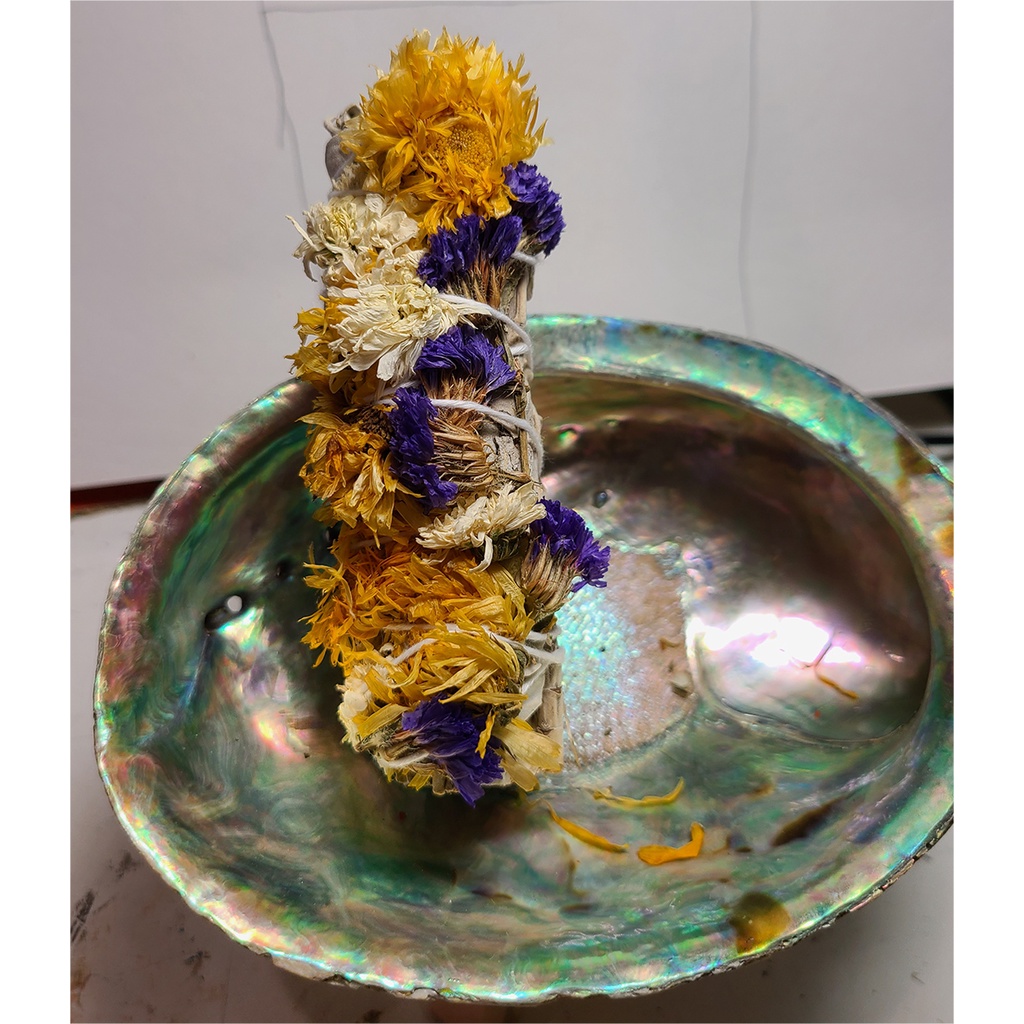 Xô thơm trắng phối hoa cỏ dễ thương 11cm