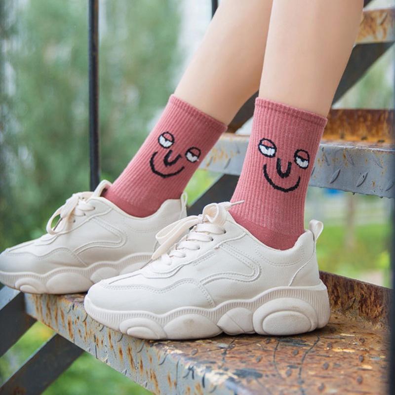 Set 2 / 5 Đôi Tất Màu Trơn In Họa Tiết Biểu Tượng Cảm Xúc Hoạt Hình Vui Nhộn Phong Cách Harajuku