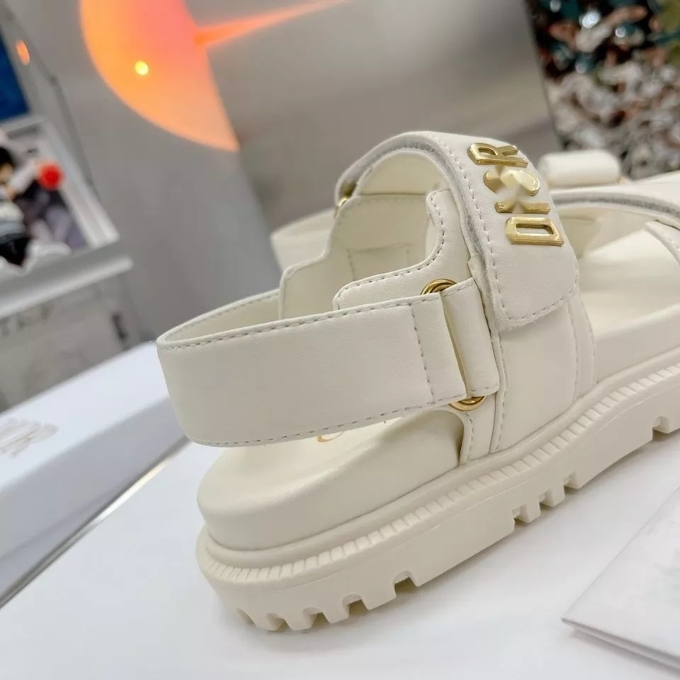 Hàng Có Sẵn Giày Sandal Da Thật Đế Dày Tăng Chiều Cao Phong Cách Âu Mỹ Chất Lượng Cao