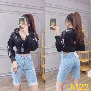 Áo khoác lửng chạy viền bo eo
