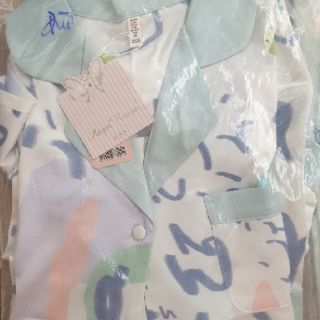Set bộ mặc nhà dáng pizama lụa đùi