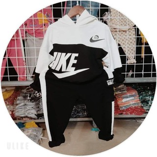 Com bo sét bộ bé trai