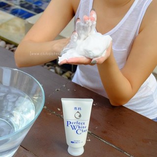 Sữa rửa mặt đất sét trắng SENKA Perfect White Clay