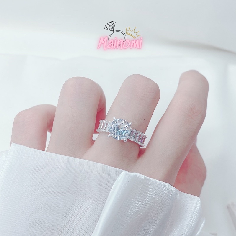 Nhẫn full đá MAINOMI 2 kiểu sang xịn có quà tặng kèm, bạc sáng đá ép bền lấp lánh đeo đôi hay đơn đều đẹp