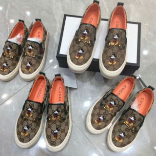 Giày slip on GC mickey