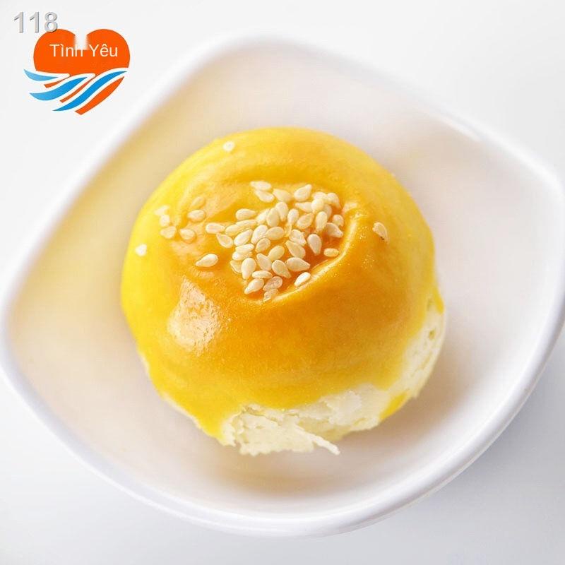 【2021】Love Trend Heart Egg Yolk Pastry 6 Beihai Specialty Sea Duck Liuxin Crispy Salted Cake Hộp quà bánh trung thu