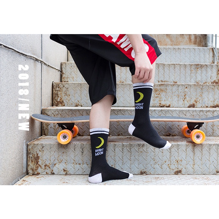 Vớ Tất cổ cao Unisex chữ BRIGHT MOON phong cách thể thao, năng động.