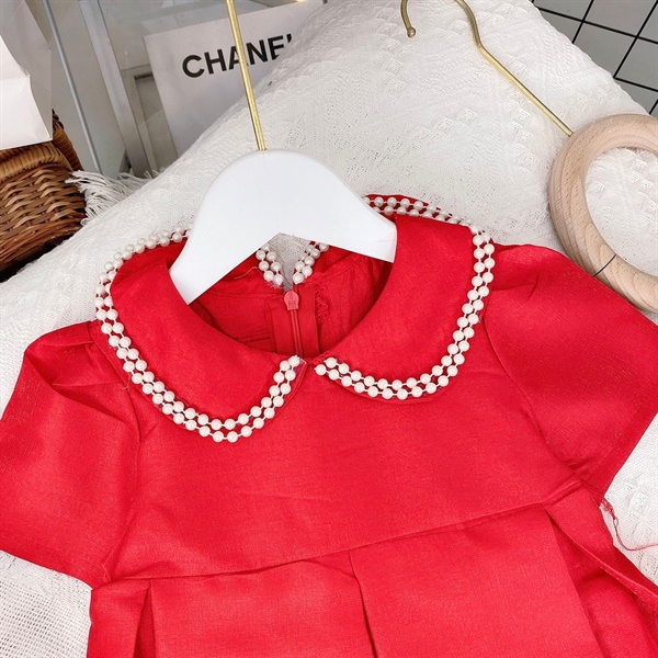 Váy thiết kế đỏ cổ ngọc cho bé XA016