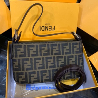 Túi W488-25 fendi kẹp nách da đẹp form mềm