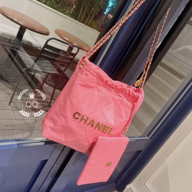 Túi chữ nổi quai xích 3 màu