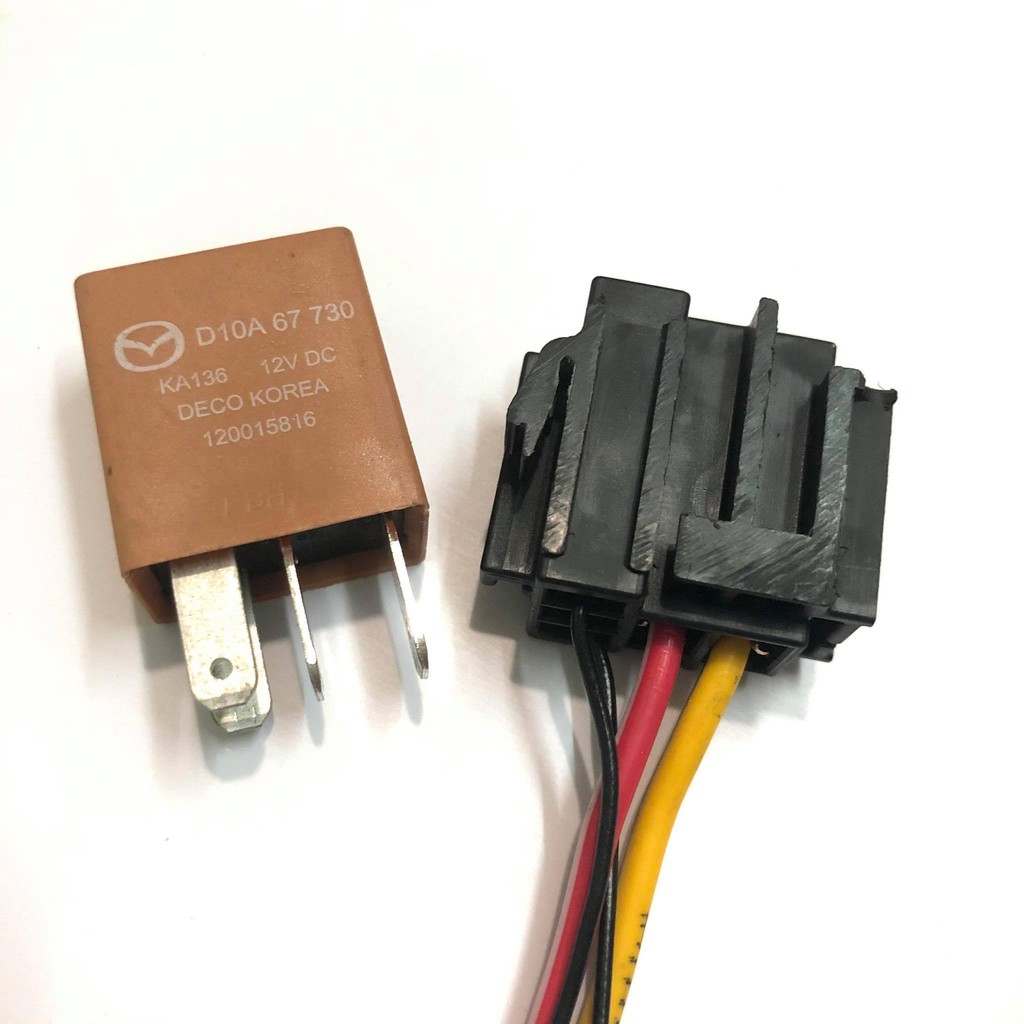RƠ LE 4 CHÂN 12V DENSO KÈM ĐẾ.