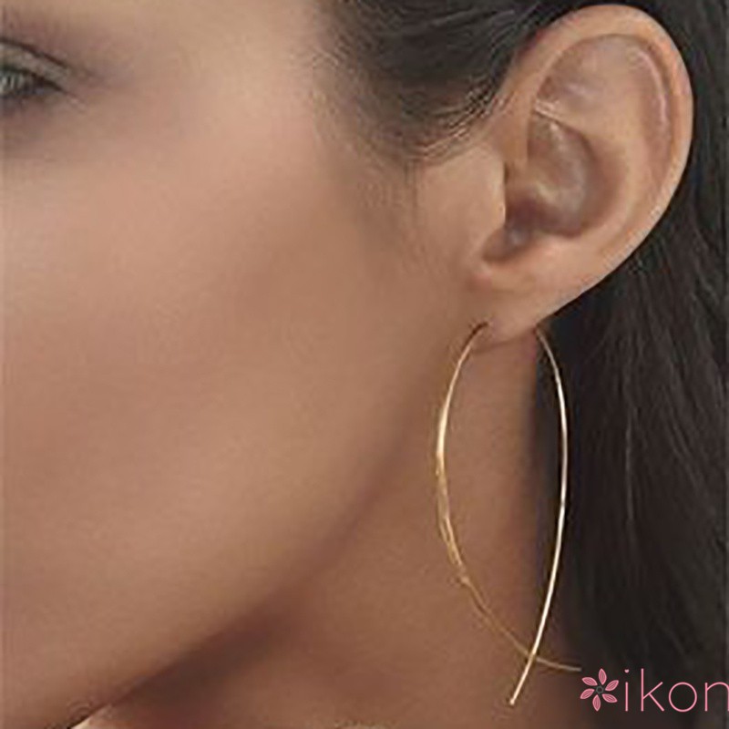 Khuyên tai nữ trang dáng tròn tạo hình độc đáo
