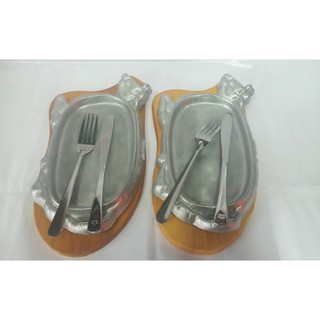 BỘ 2 CHẢO GANG TRẮNG DÀY 2 LỚP CHỐNG BỂ GIỮ NHIỆT LÂU HƠN+2 ĐẾ GỖ+2 DAO+2 NĨA+TẶNG KÈM MỘT CÂY LẤY BÒ.