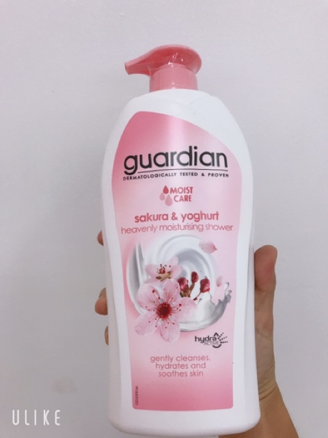 Kem tắm dưỡng ẩm chiết xuất hoa anh đào và sữa chua | BigBuy360 - bigbuy360.vn