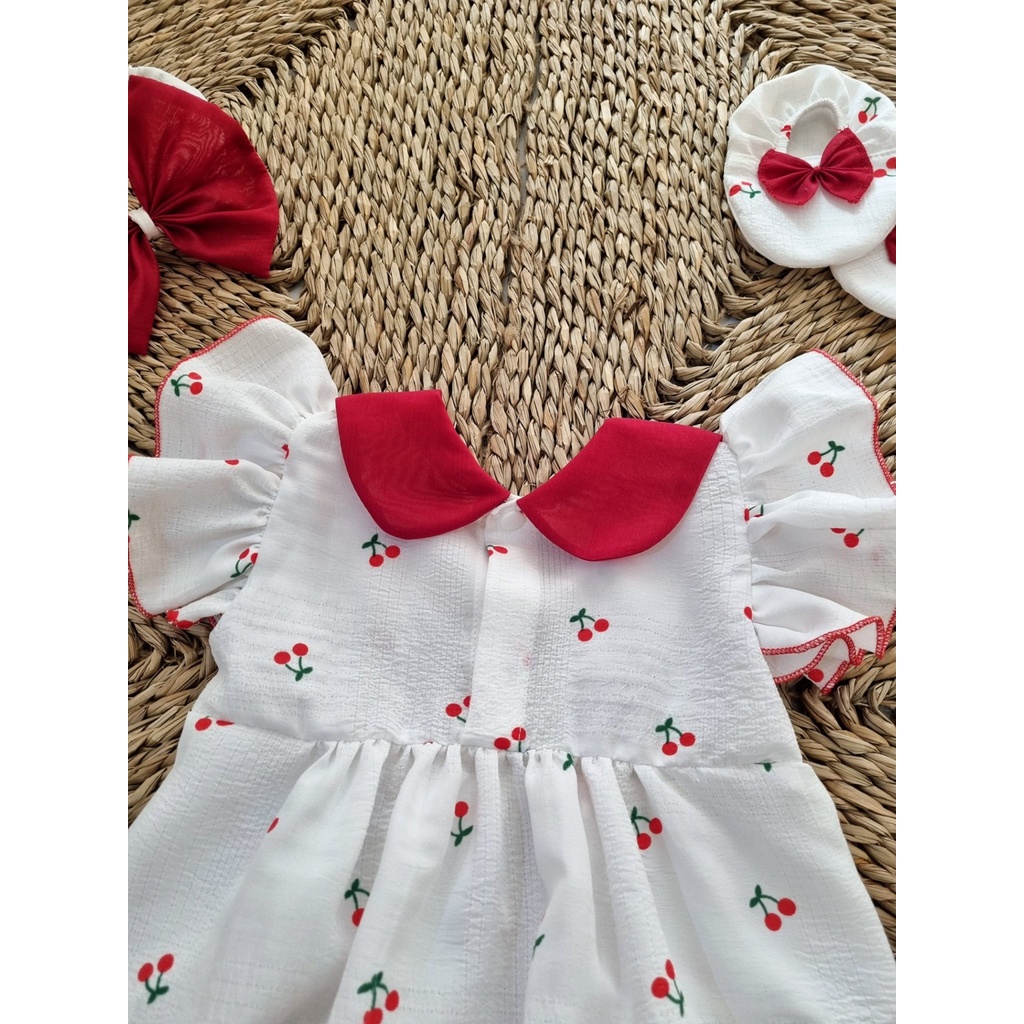 Set body cho bé gái kèm turban và giày vải chất liệu mềm mát ⚡ 𝗙𝗥𝗘𝗘𝗦𝗛𝗜𝗣 ⚡ Bodysuit trẻ em màu trắng phối đỏ nổi bật