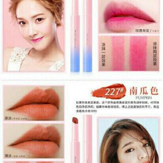 Son dưỡng ẩm có màu của Maycreate