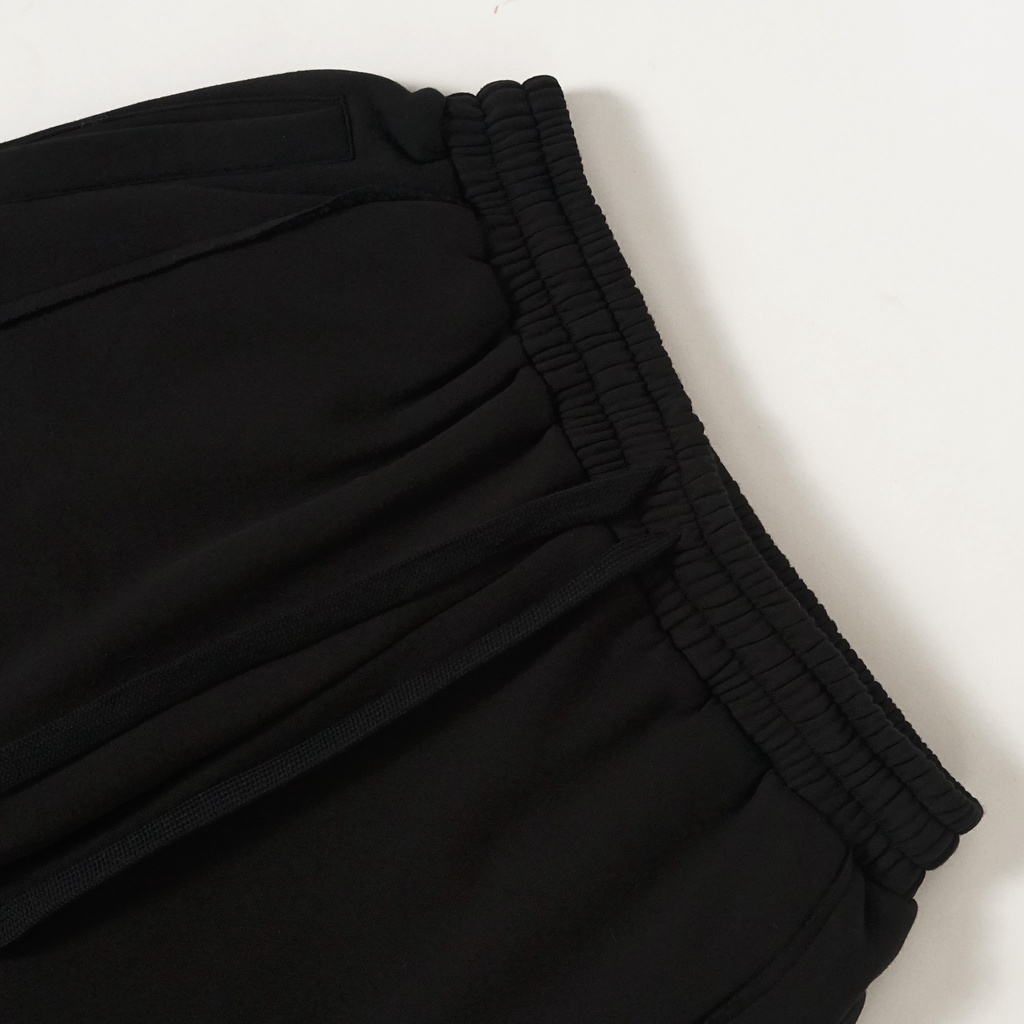 Quần dài nỉ NEEDS OF WISDOM Straight Raw Sweatpants - Black - Local Brand Chính Hãng