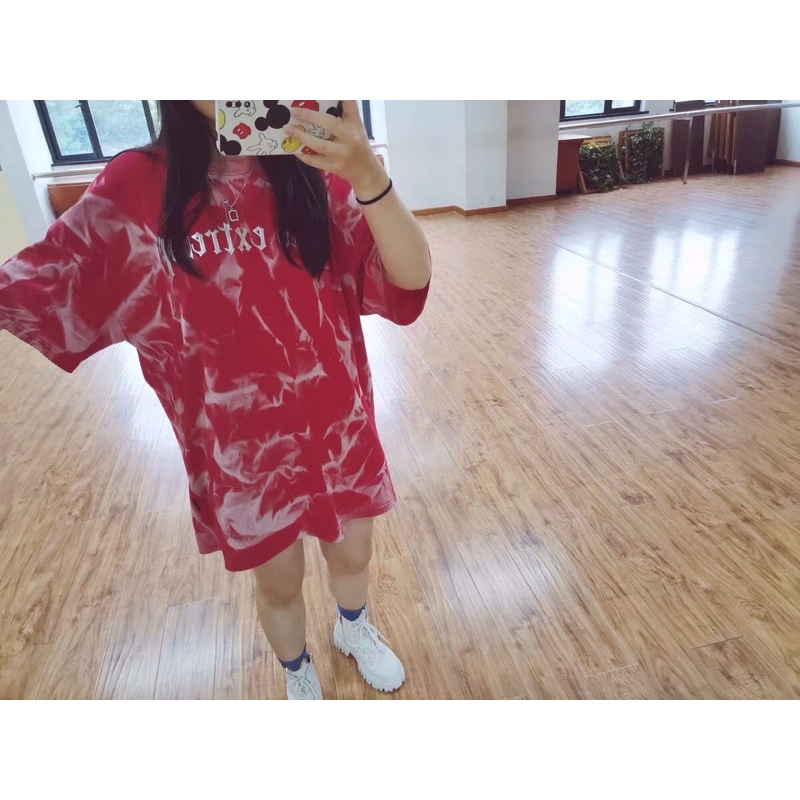 Áo thun loang  thêu chữ unisex hot trend 2022