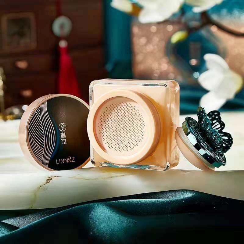 Bộ trang điểm Bướm Xanh 4 món hoàn tiết chạm khắc nổi sao trọng | BigBuy360 - bigbuy360.vn