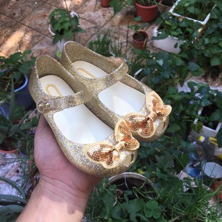 Giày nhựa melisa