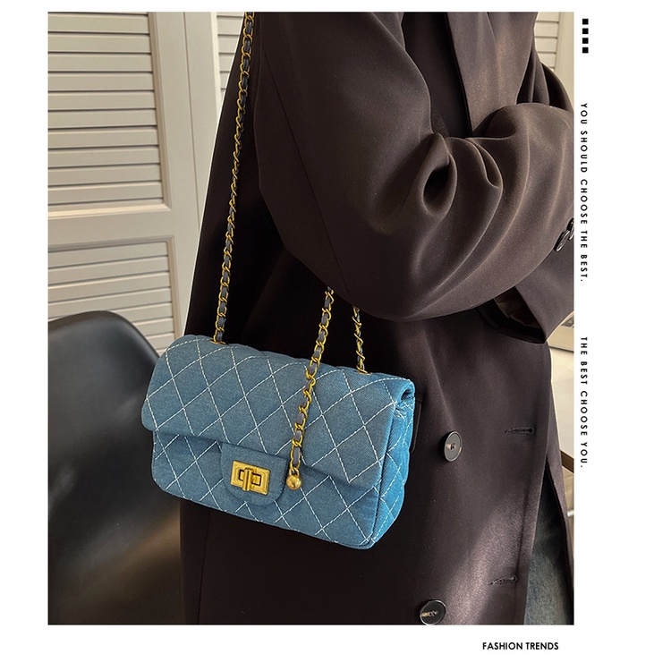 Túi Xách denim Phối Dây Xích Thời Trang Thu Đông Dành Cho Nữ